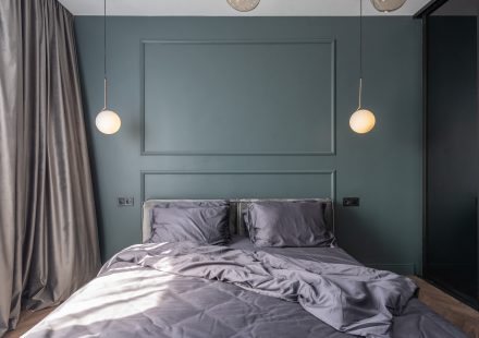 10 manieren om je slaapkamer groter te laten lijken